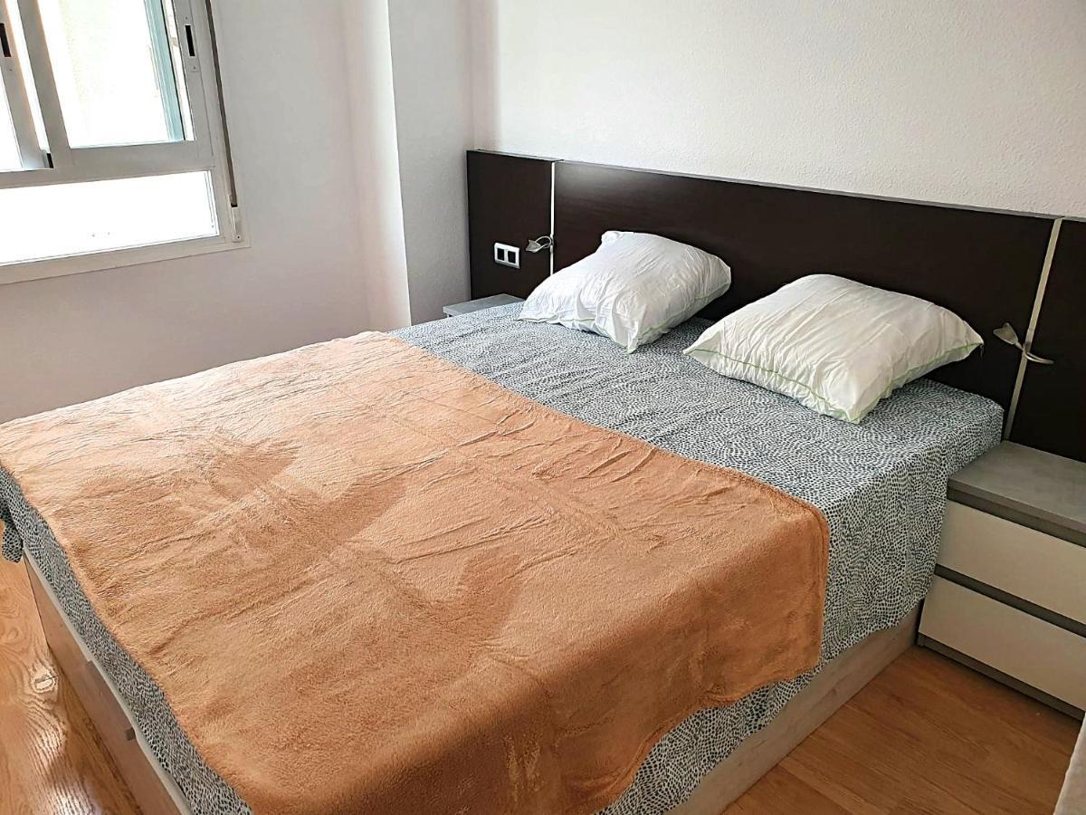 Newly Renovated Two Bedrooms Apartment In Villa Marina Benidorm Exterior photo