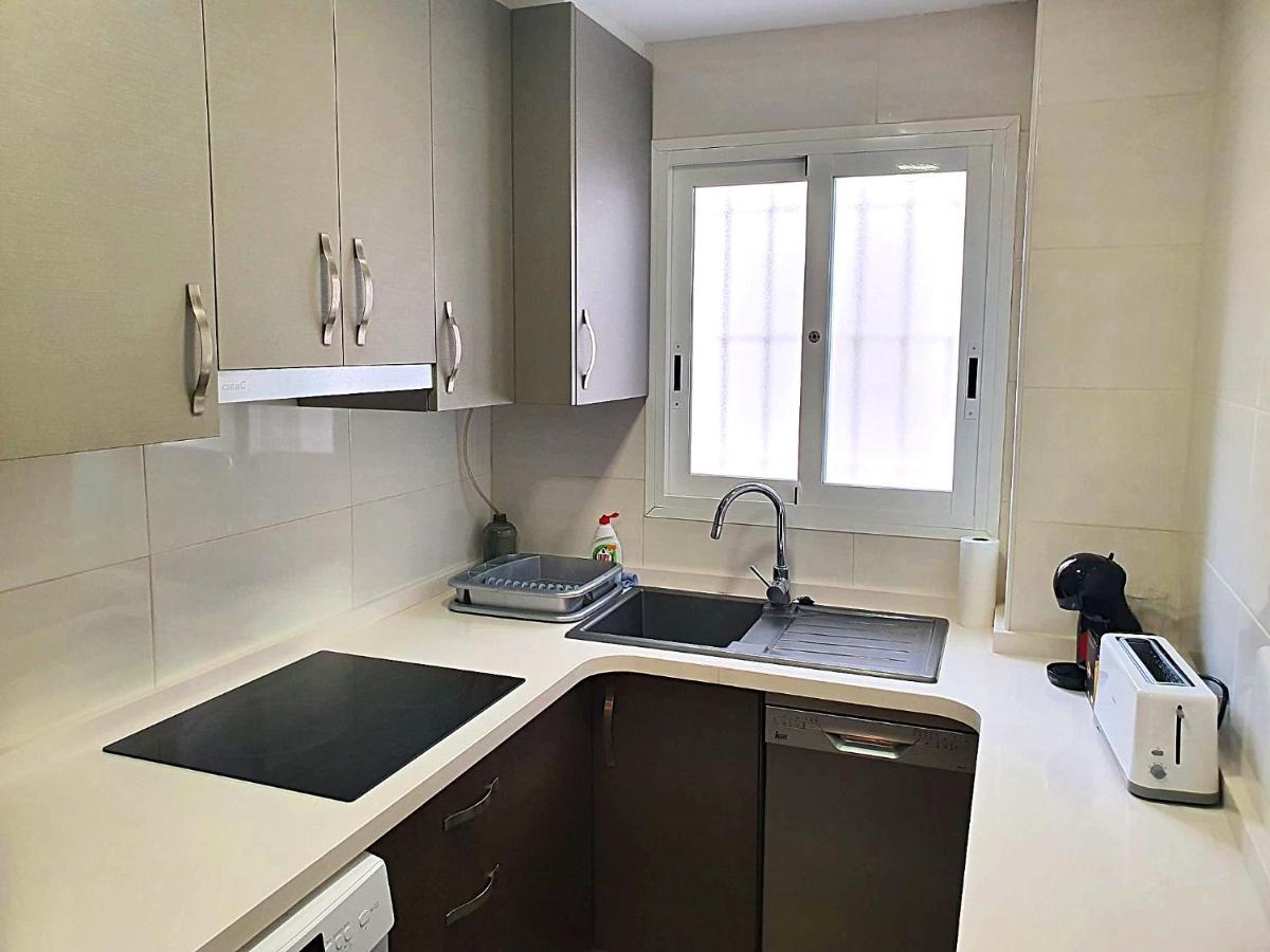 Newly Renovated Two Bedrooms Apartment In Villa Marina Benidorm Exterior photo
